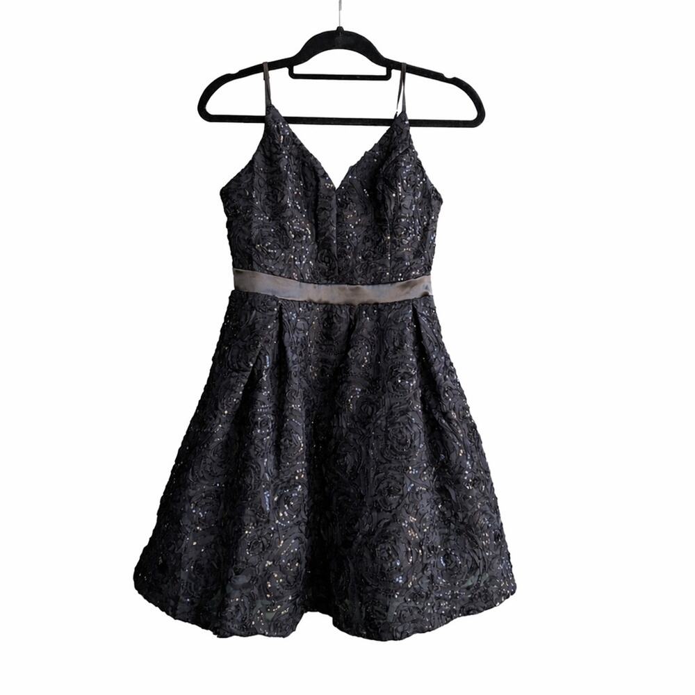 Taelynn large Black cocktail prom Dress NWT